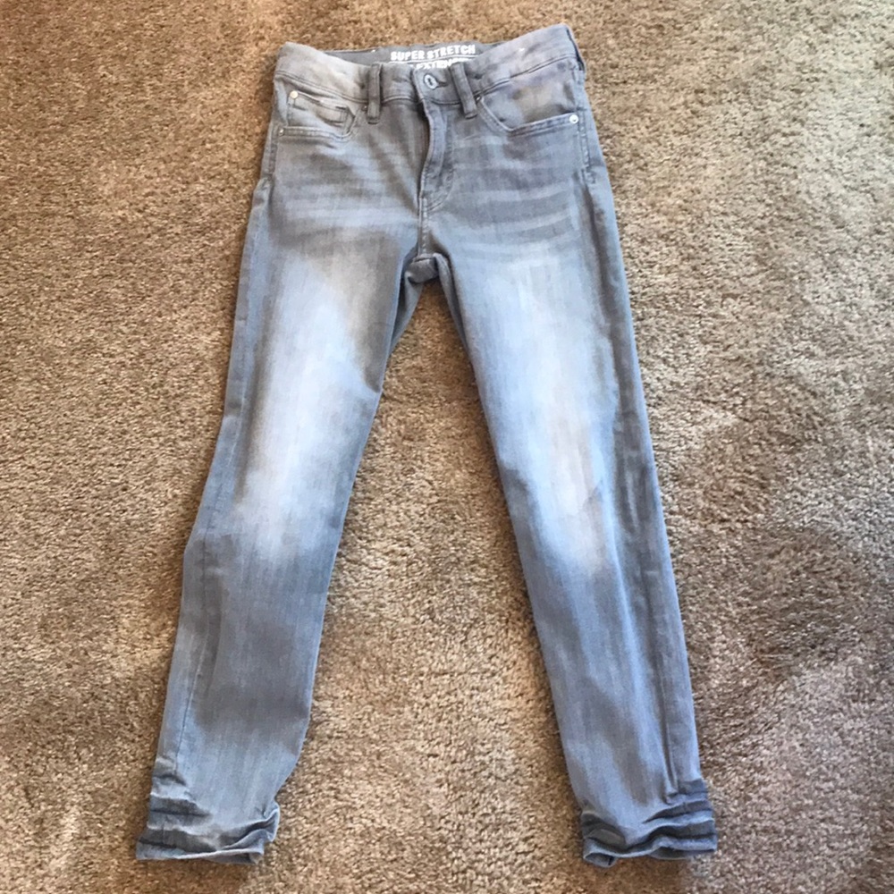 NWOT Boys gray skinny jeans